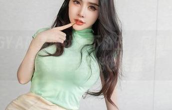 XINGYAN星颜社 – 不怕丑，何晨曦的居家写真无圣光也能撩