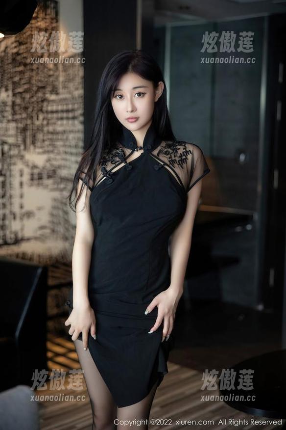 Xiuren秀人网-Emily尹菲 Xiuren秀人网 - 一瞥Emily尹菲办公室:这一组写真套图,让人想想人生