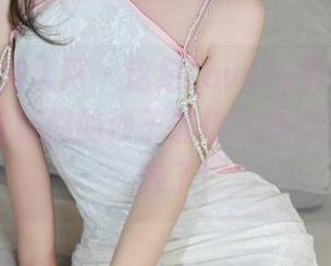 Xiuren秀人网 – 这组Lovely璐璐的泳衣套图，让腿间的沙子都想给她点赞，哈哈，绝了！