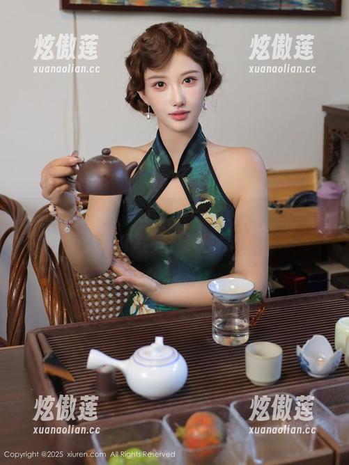 Xiuren秀人网-奶茶味的包子 Xiuren秀人网 - 奶茶味的包子,新一季免费视频写真,美腿慢慢来。
