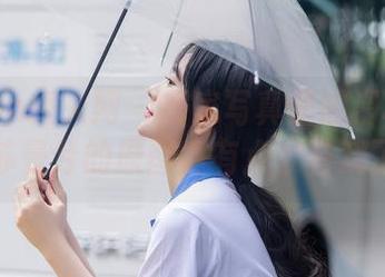 Xiuren秀人网 – 居家写真里的滑稽动作，苏曼兮的原图真有点太有戏了！