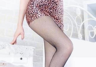 beautyleg – ChiChi的“纯白”写真，这才叫做高级，但谁能抗拒这种简洁的诱惑呢？