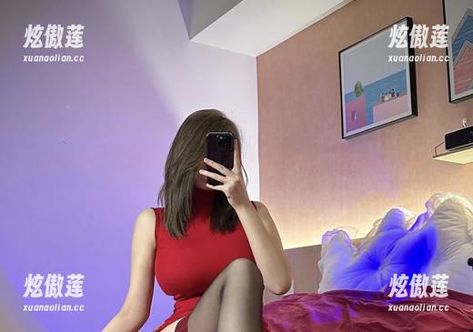 乙醇子 微密圈 - 乙醇子:写真里不仅有裤里丝,还有些小调皮