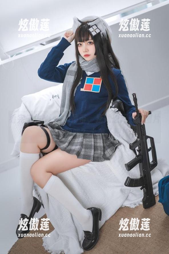 二佐Nisa 看完二佐Nisa的吊带,我就想问:这图片是合成的吗?太美了吧!