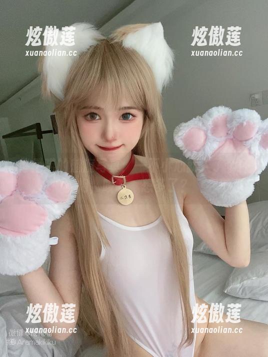 倦倦喵 倦倦喵的魅魔写真:一不小心就入了个怀抱,咳咳,想多了?