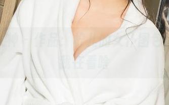 克拉女神 – 作品：柠儿的女仆图包，别问我在看啥
