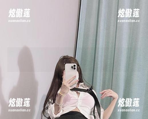 微密圈 - 观看兔宝妮to如何与飞溅的水滴共舞，淋浴间的样子特别有戏？
