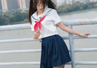 当袜子遇上私房，兔玩映画给你不一样的写真体验！