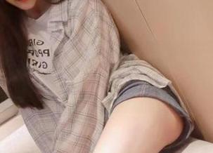啾小妍Deer护士写真，能不能稍微正经点？
