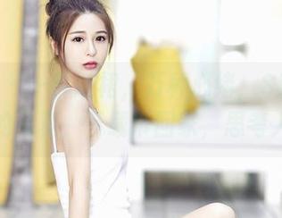 嗲囡囡 – 一件短裙，万种心绪，SiByl李思宁的写真，下载带回家，思考人生。