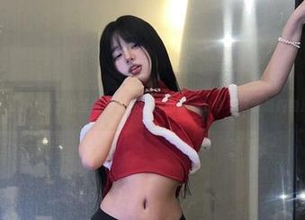 微密圈 – 小u优优子的圣诞限定在图库上偷偷分享，这才是购物法则呀！