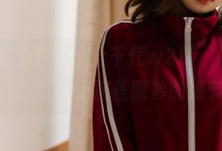 借着这套免费“小仓千代w2B”，我竟发现自己沉迷于这些微妙的细节。