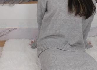 小众视觉 – 无圣光也照样惊艳，蓉蓉女王的美图上线