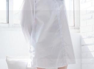 少女秩序 – 千澄的白衬衫：当我以为这只是普通的衬衫，结果却让我想到了奶奶的床单，哈哈！