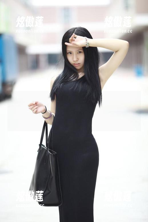 推女神-晓艾fafa 推女神 - 看晓艾fafa的夏天写真合集时,我也想扔掉手里的水杯,来一场畅快的清爽。