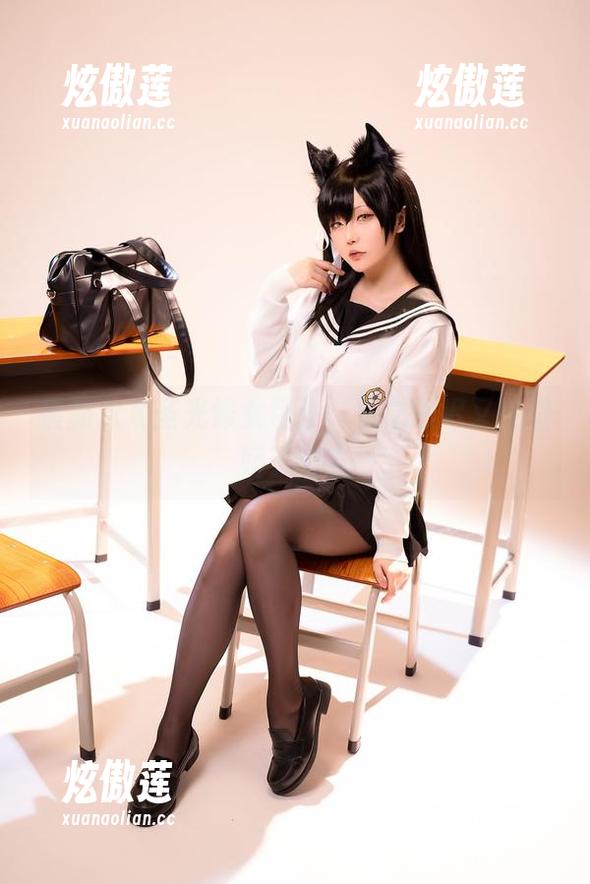 星之迟迟 最新款《圣光修女包》,星之迟迟又在撒娇了吧?