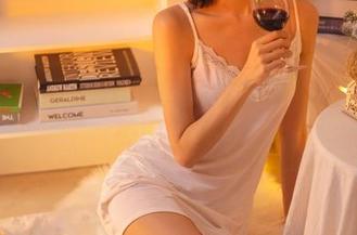 想和木绵绵OwO同款网袜？不如先看这组美图图集！