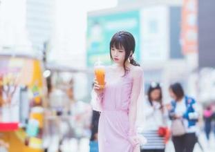 桜桃喵的新动作——泳装写真集，更新中，还有几分羞涩呢！