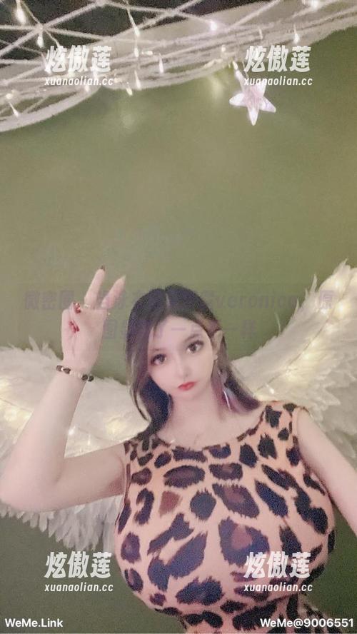 梦露veronica 微密圈 - 当泳衣遇见梦露veronica,原图显现了一点不一样