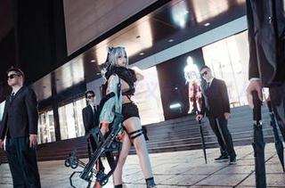 爱老师_PhD又来了，自定义泳衣写真让人目不转睛。