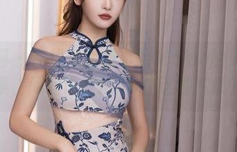秀人网 – 在线捧着伊小七MoMo的天使图集，问问谁能hold住这种气质？