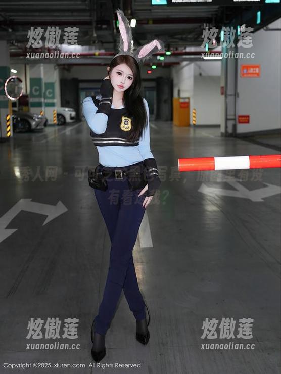 秀人网 - 可可芝的黑色写真，原图里有没有看透我？