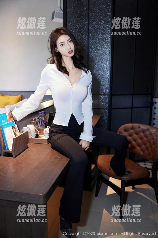 秀人网-林子欣freya 秀人网 - 在线林子欣freya的双马尾,走起路来那甜甜的奶茶气息