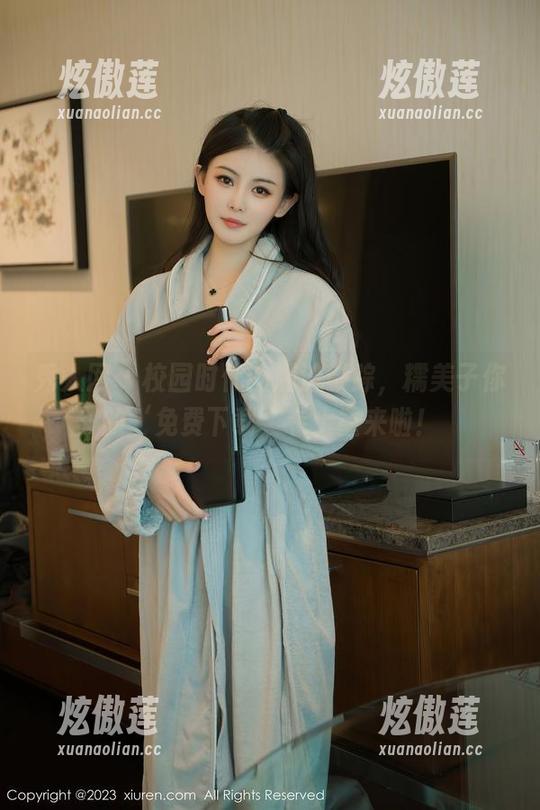秀人网 - 校园时代的潮流影踪，糯美子你的‘免费下载’卷土重来啦！