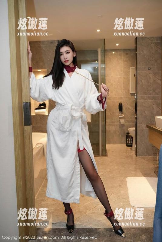 秀人网-雨儿baby 秀人网 - 校服+雨儿baby=免费写真?这组合你敢想象吗?
