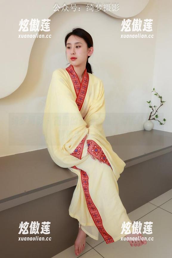 绮梦摄影-露露 绮梦摄影 - 露露的美腿合集,保证让你眼睛停留多一秒。
