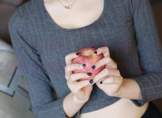 美媛馆 – 不怕不怕，唐琪儿Beauty的免费套图给你姐姐带来的微妙新体验。