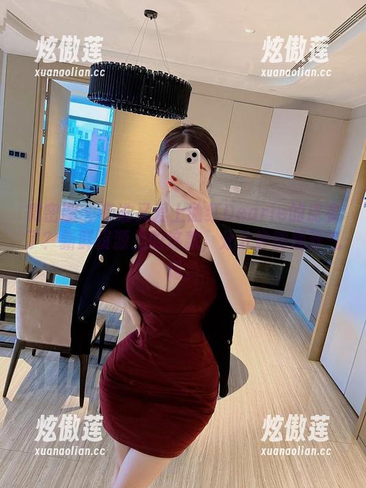 脸红Dearie 微密圈 - 有谁又爱上脸红Dearie的皮衣了?新鲜资源上的这款,分分钟能提升气场。