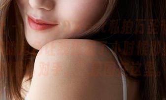 蜜桃社 – “咕噜Sweet私拍万圣节：这次扮演的角色让我想起了小时候那些可怕的阳台对手。”原图在这里。