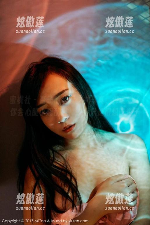 蜜桃社-杏子 蜜桃社 - 杏子的全套少女写真,保证看了你会心脏小鹿乱撞,或者只是很想吃杏子!