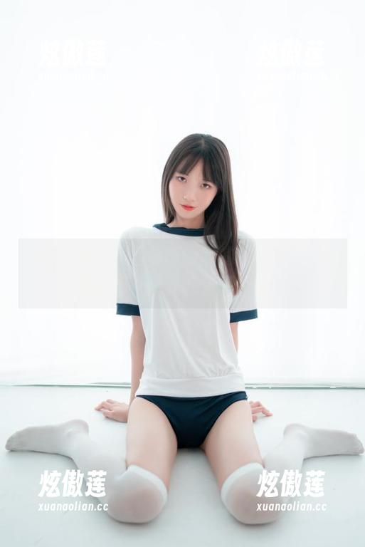 西呱呀呀呀 作品集来了,西呱呀呀呀的白袜私房,满满的好奇感让我目不转睛。