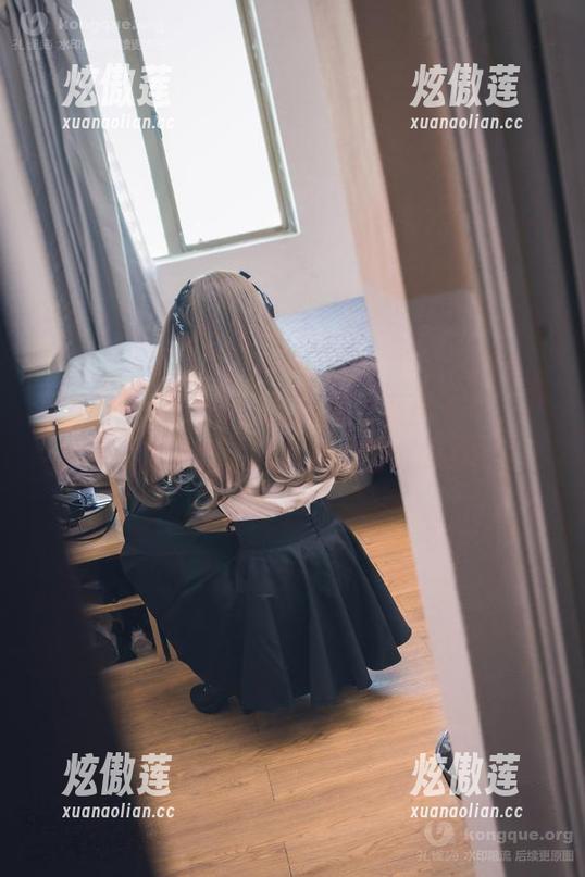 里见年一 奶牛少女的灵魂,我们都知道里见年一不按常理出牌,直接下载这份作品集吧!