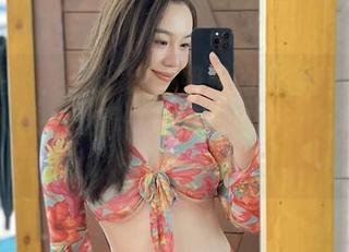 微密圈 – येहै铁锤姐姐的天台高清作品，让人想一边看一边喃喃自语：太有趣了！
