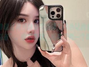 微密圈 – 谁说红裙只能是个选择？阿色让我重新定义了‘必备’。原图在这，随机下载一个吧。