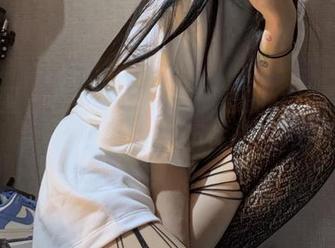 微密圈 – 在线集合！陈佩奇的女仆耍宝合集，让人忍不住想捏