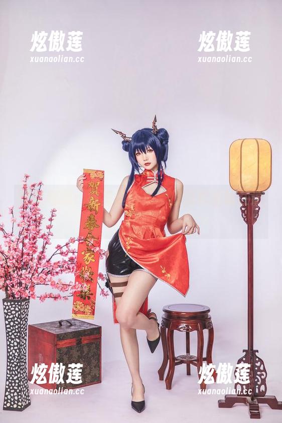 雪晴嘟嘟 雪晴嘟嘟:裤里丝合集,似懂非懂就在这一瞬