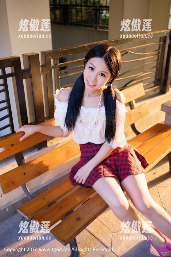 青豆客 - 黑丝+莫雅淇=壁纸收集，让我无法自拔！