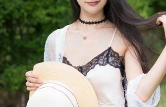 魅妍社 – 九儿的私房，眼镜下的精彩，图来一张听你的！