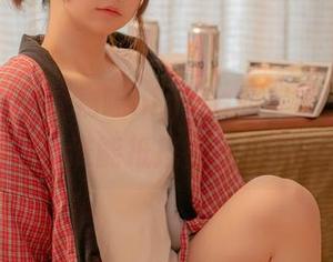 高清捕捉到魔物喵nigisa的美脚，想问，谁能抵挡得住？