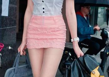 魔镜街拍 – OL白领的黑丝诱惑：婷婷的工作日常写真集