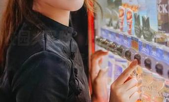 黑川的校园大冒险，原图中藏着多少野生表情包？